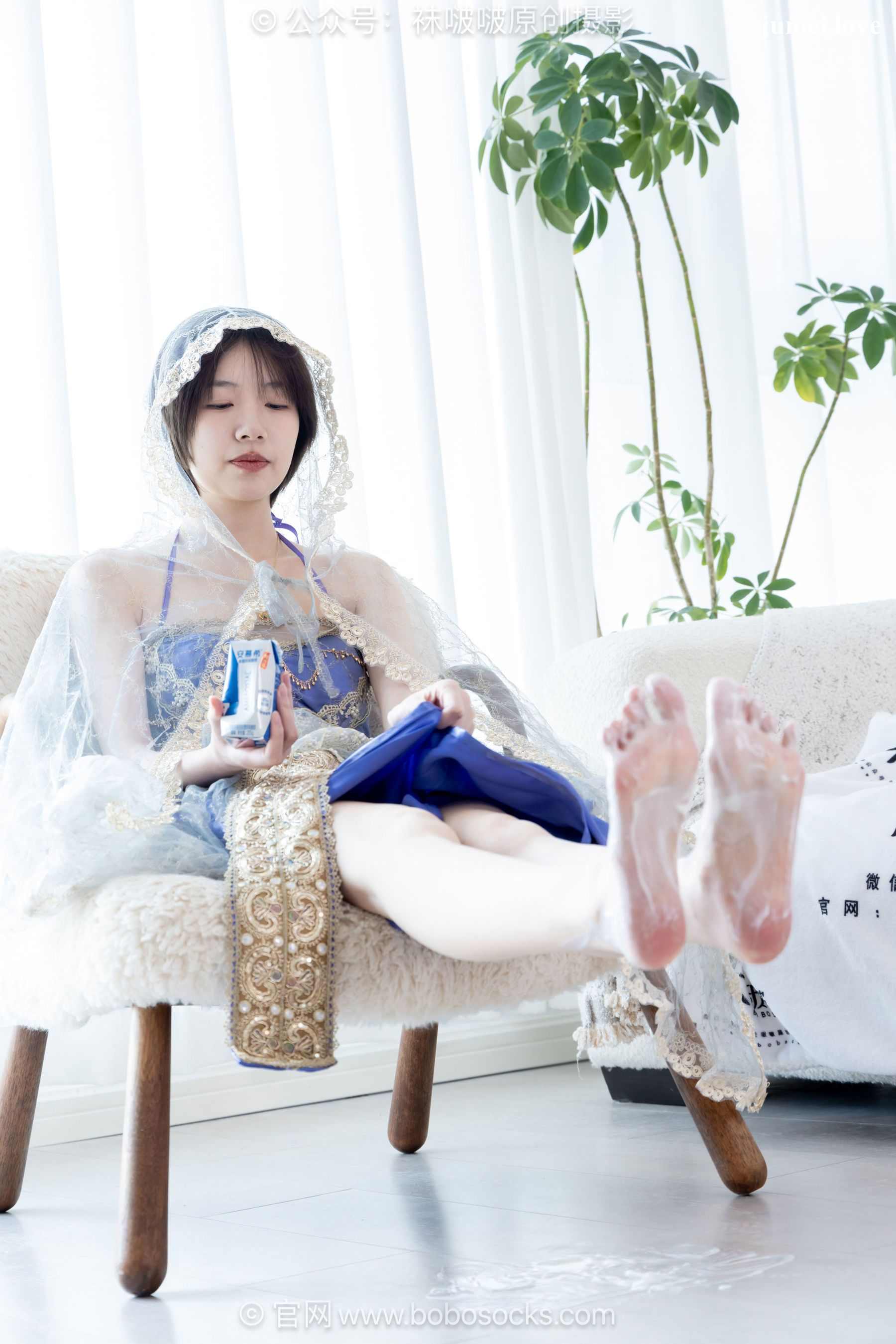 BoBoSocks袜啵啵 No.722 小甜豆 - 高跟鞋、油亮薄白丝、裸足 第44张