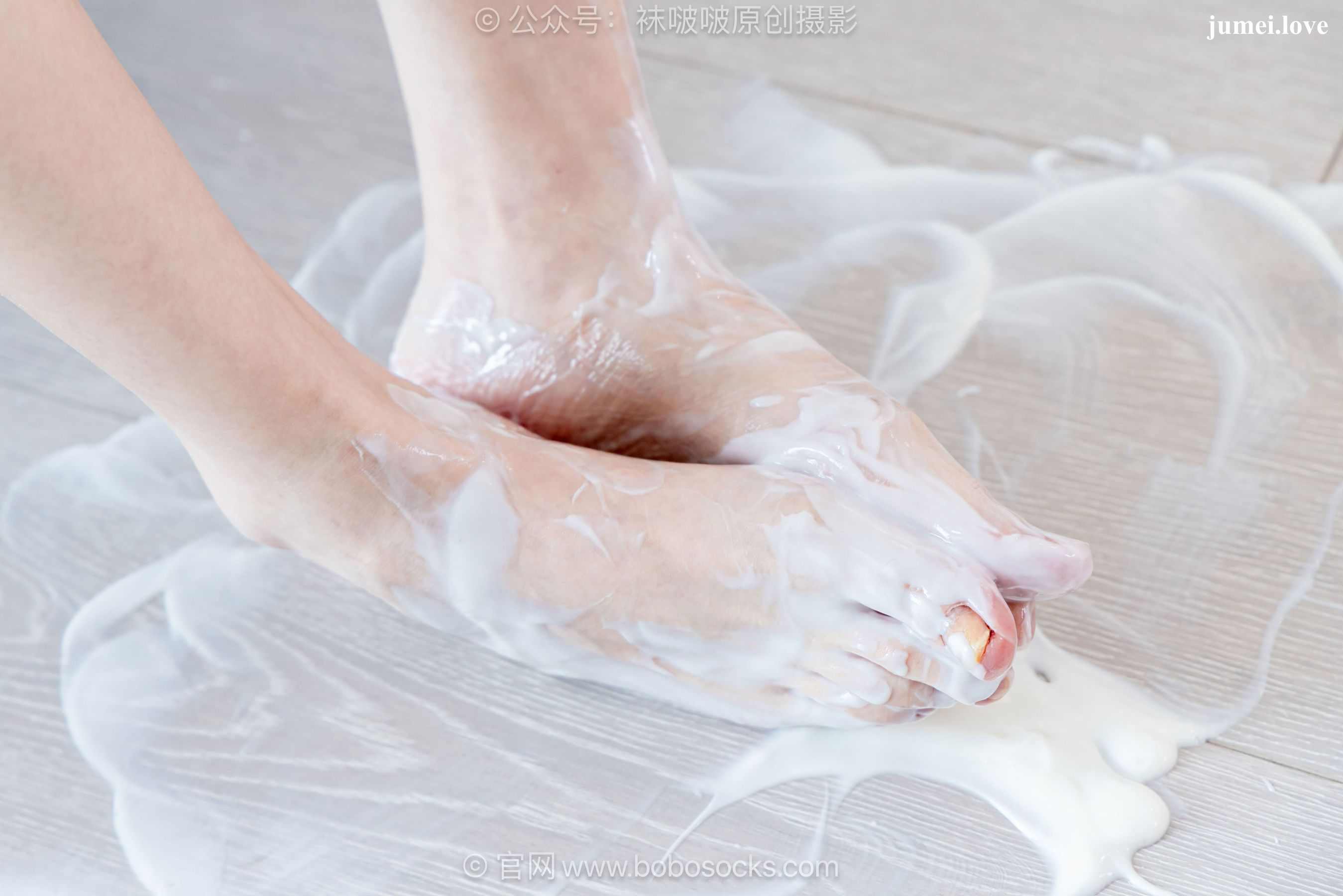 BoBoSocks袜啵啵 No.722 小甜豆 - 高跟鞋、油亮薄白丝、裸足 第64张