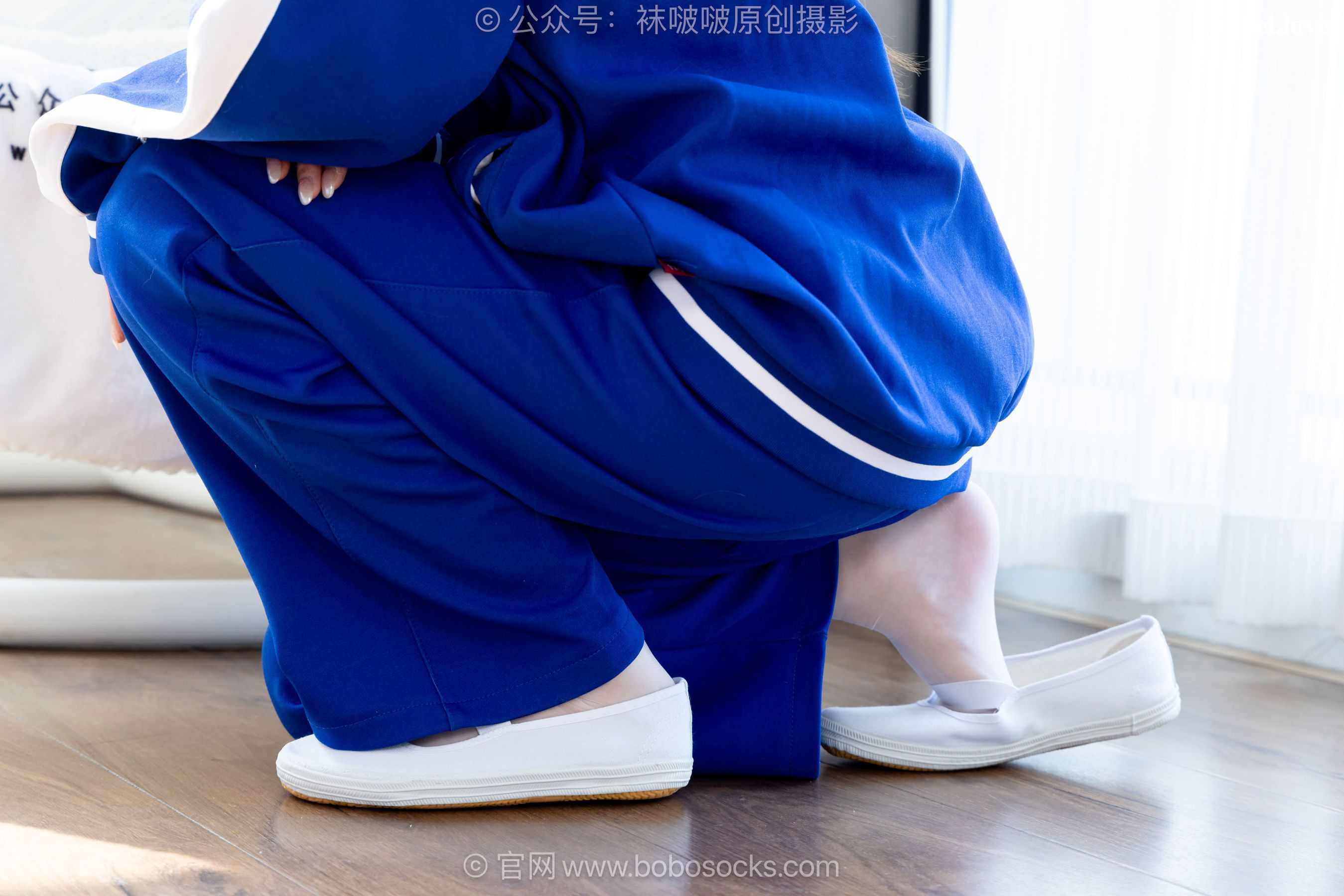BoBoSocks袜啵啵 No.724 甜甜圈 - 白布鞋、薄白丝、裸足 第57张