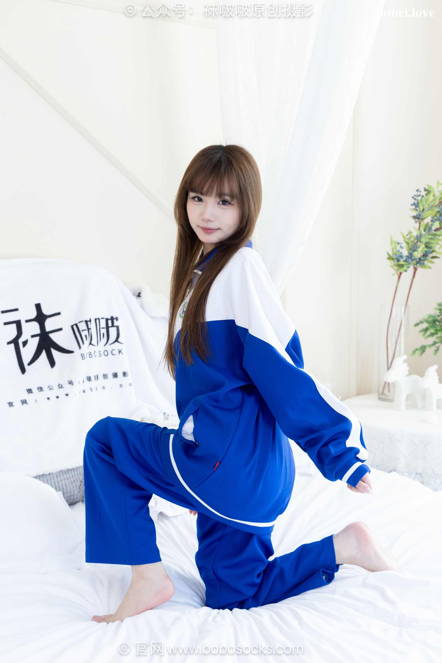 BoBoSocks袜啵啵 No.724 甜甜圈 - 白布鞋、薄白丝、裸足 第6张