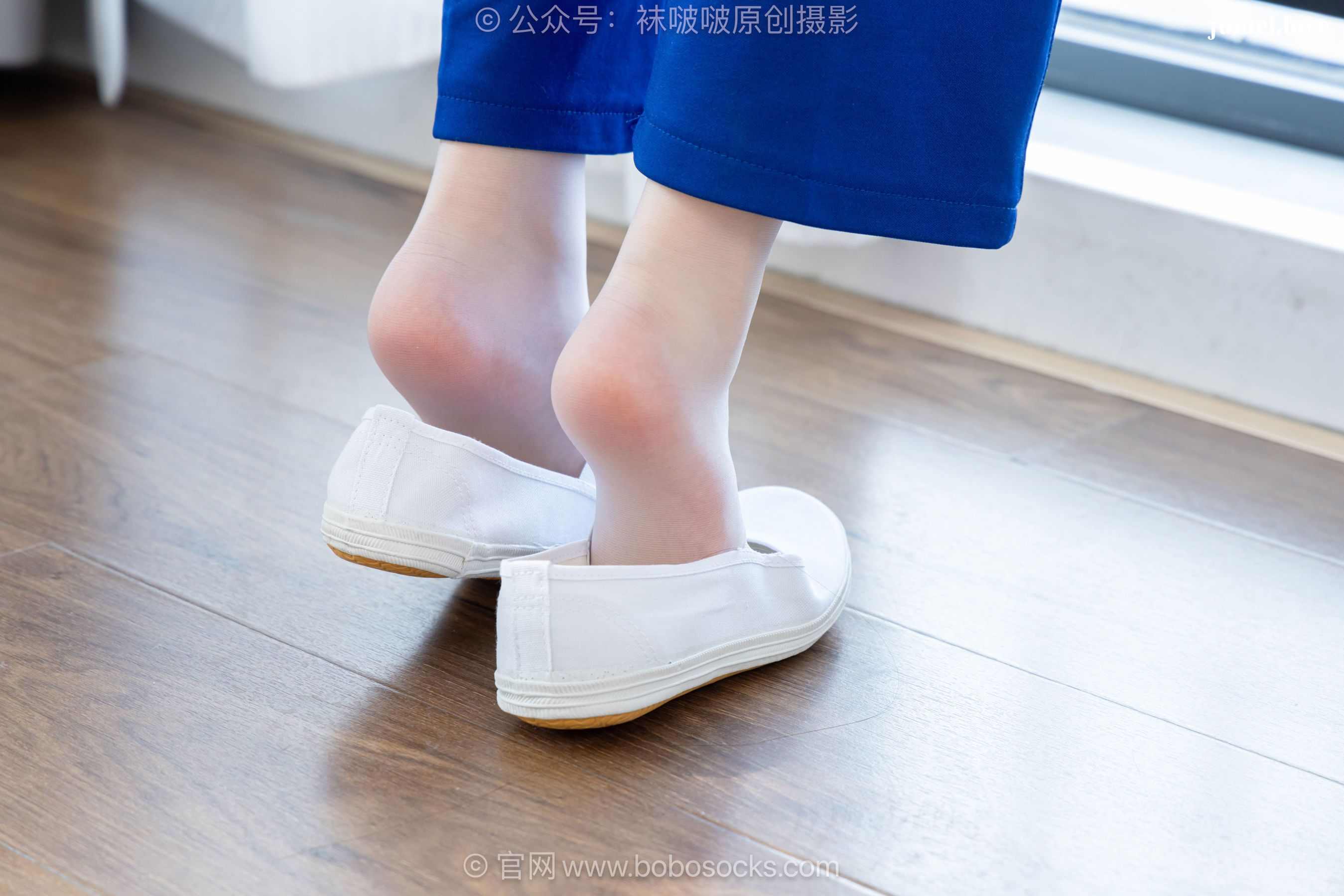 BoBoSocks袜啵啵 No.724 甜甜圈 - 白布鞋、薄白丝、裸足 第70张