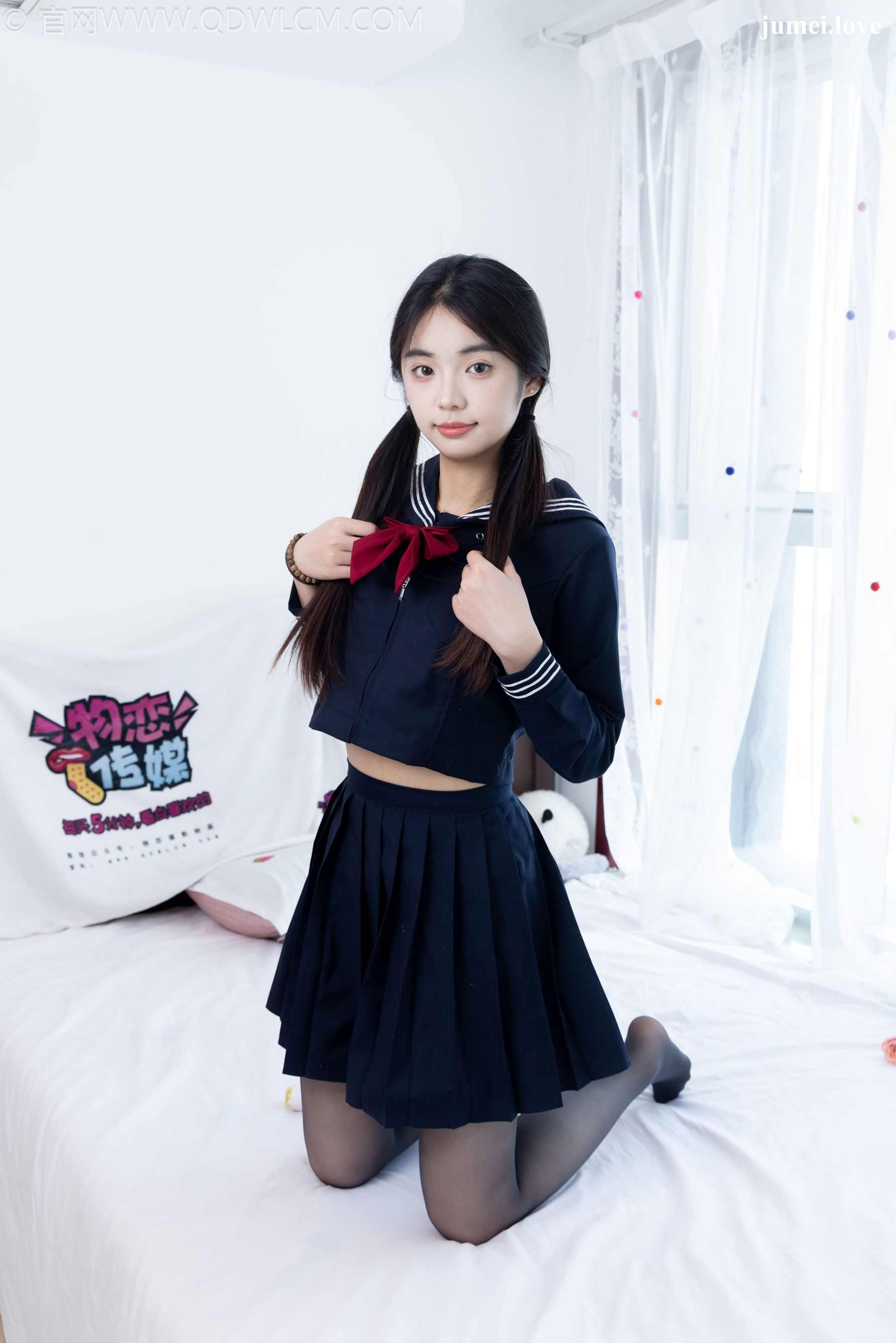 物恋传媒 No.2703 青提 - JK制服、皮鞋、薄黑丝 第10张