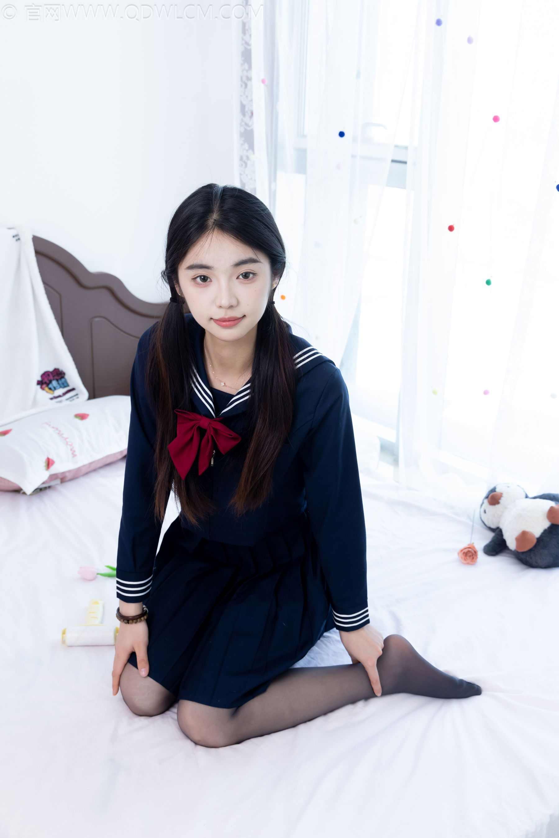 物恋传媒 No.2703 青提 - JK制服、皮鞋、薄黑丝 第17张