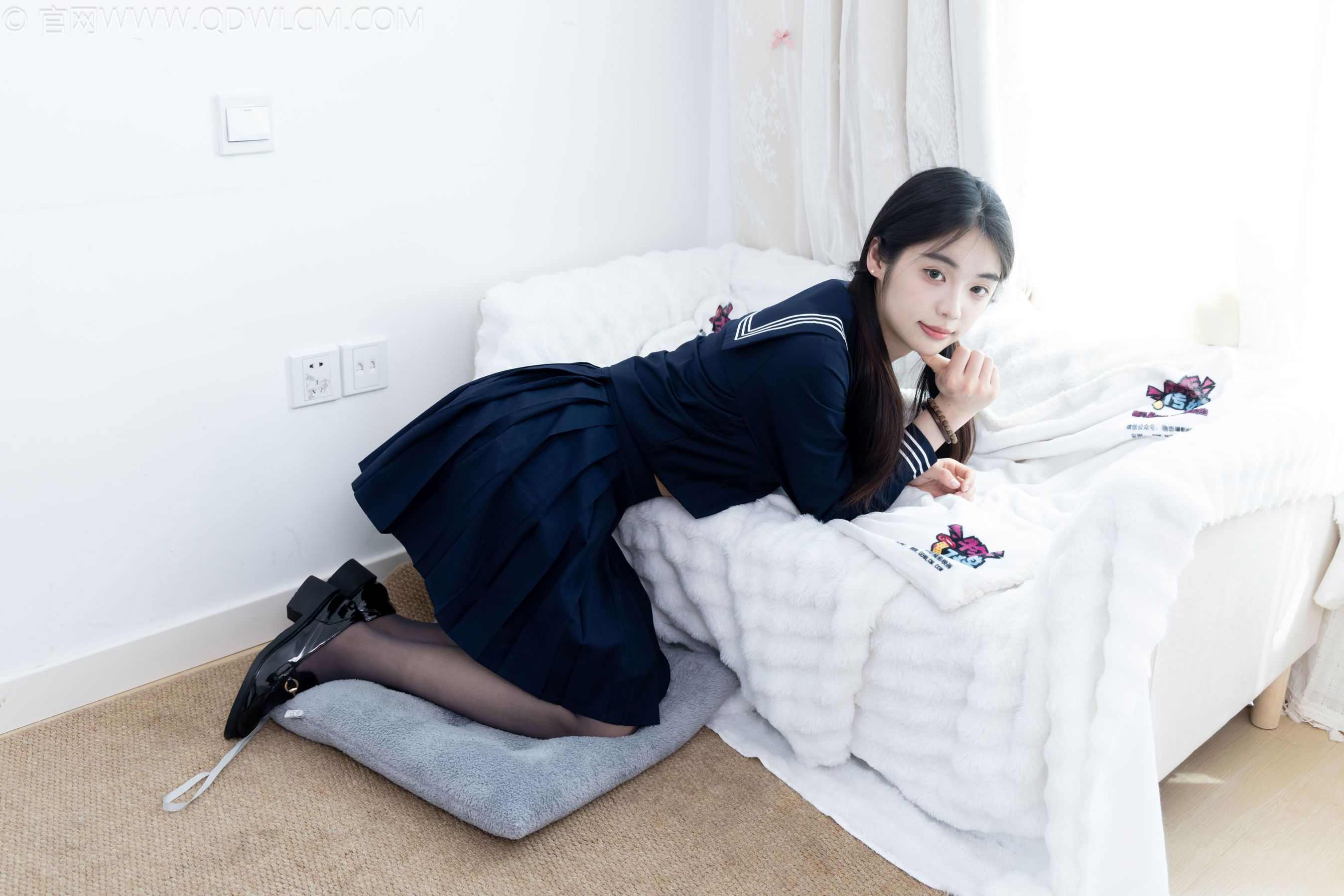 物恋传媒 No.2703 青提 - JK制服、皮鞋、薄黑丝 第72张