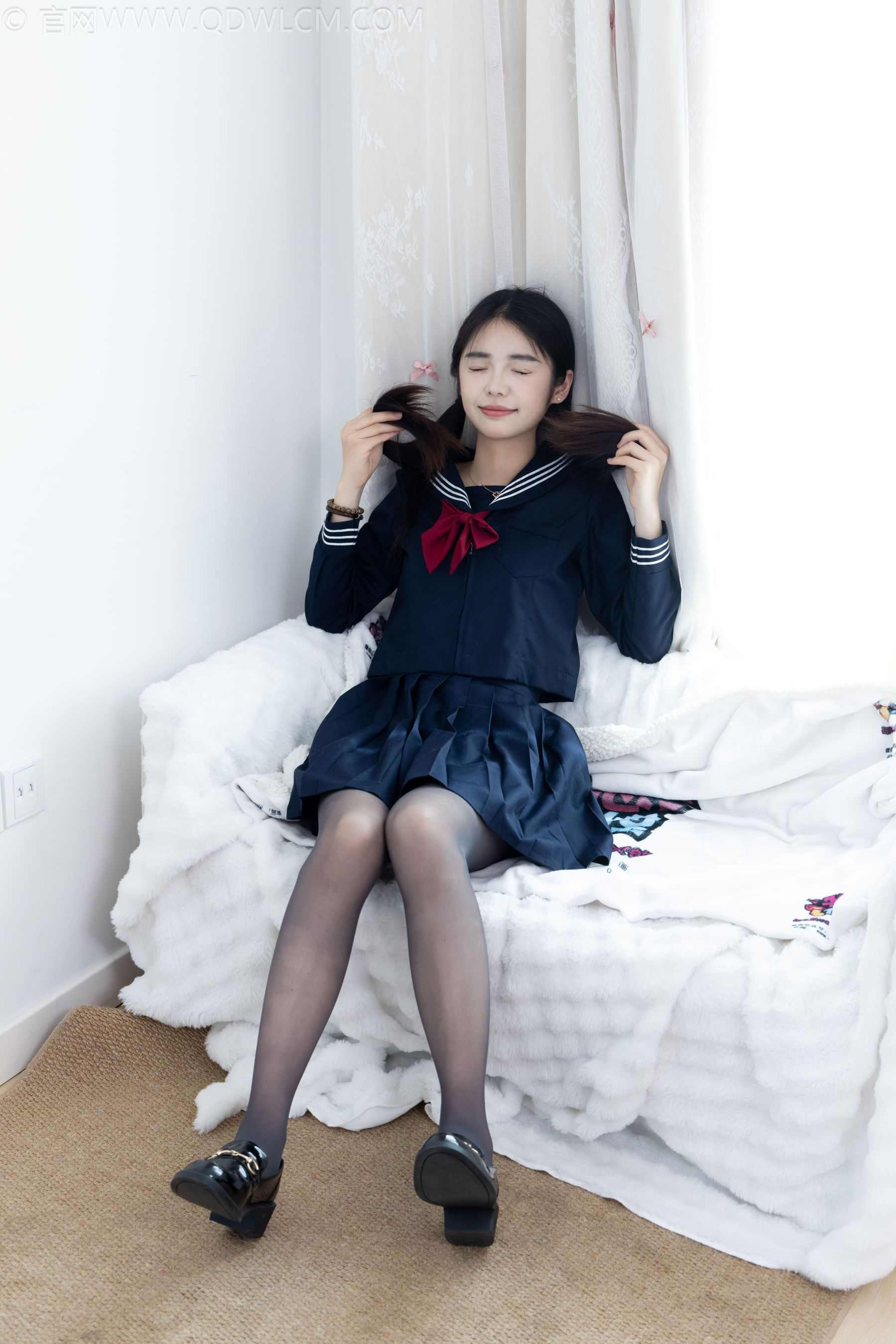 物恋传媒 No.2703 青提 - JK制服、皮鞋、薄黑丝 第77张