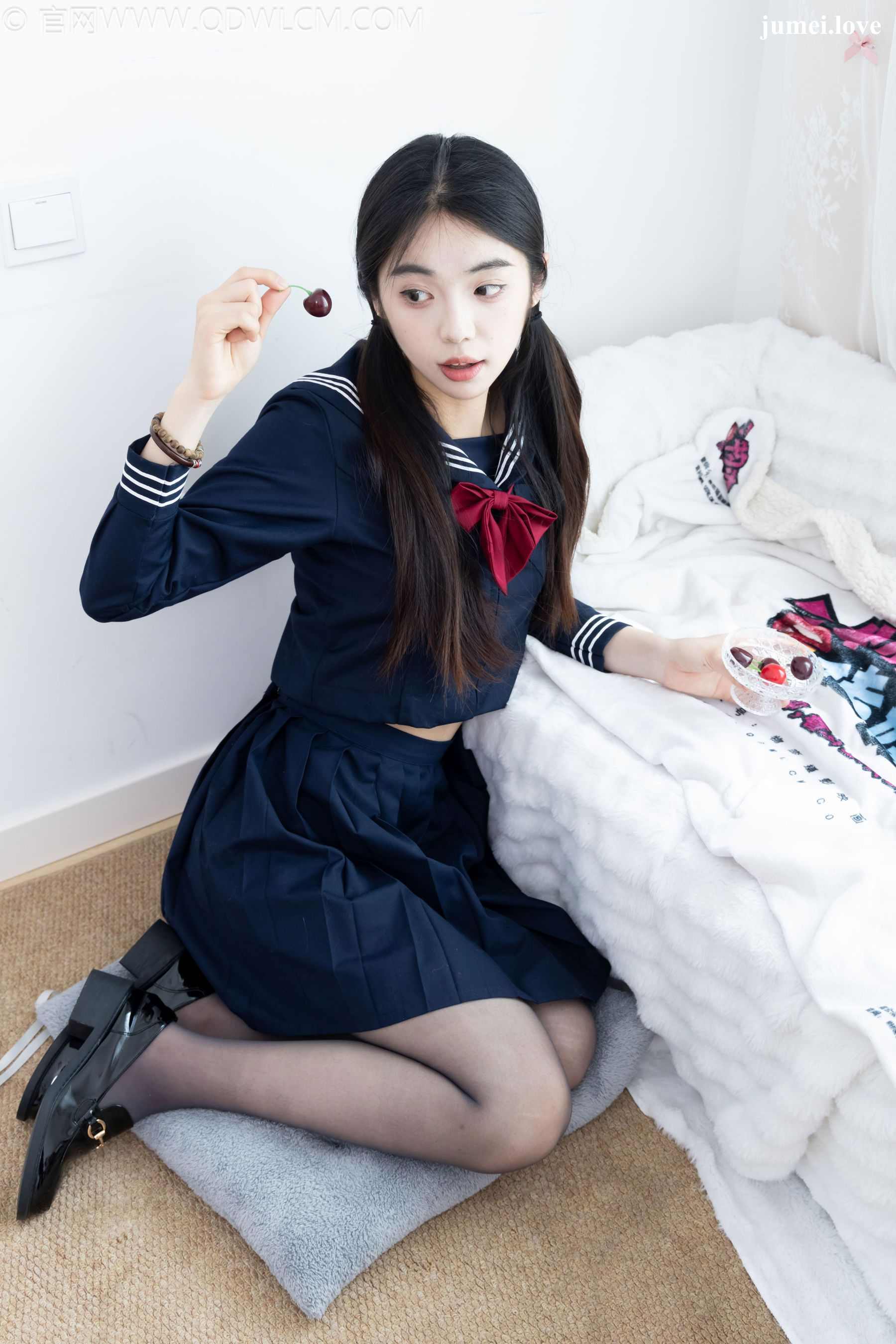 物恋传媒 No.2703 青提 - JK制服、皮鞋、薄黑丝 第90张