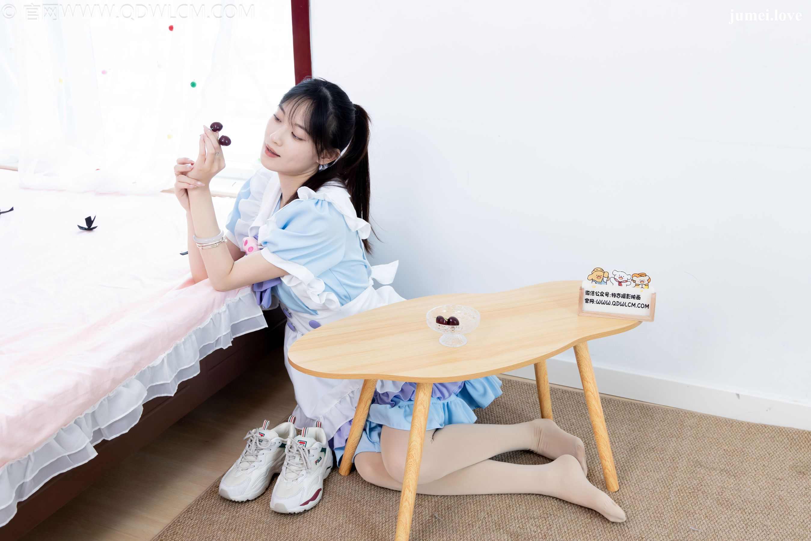 物恋传媒 No.2704 山奈 - 女仆装、运动鞋、厚肉丝 第15张