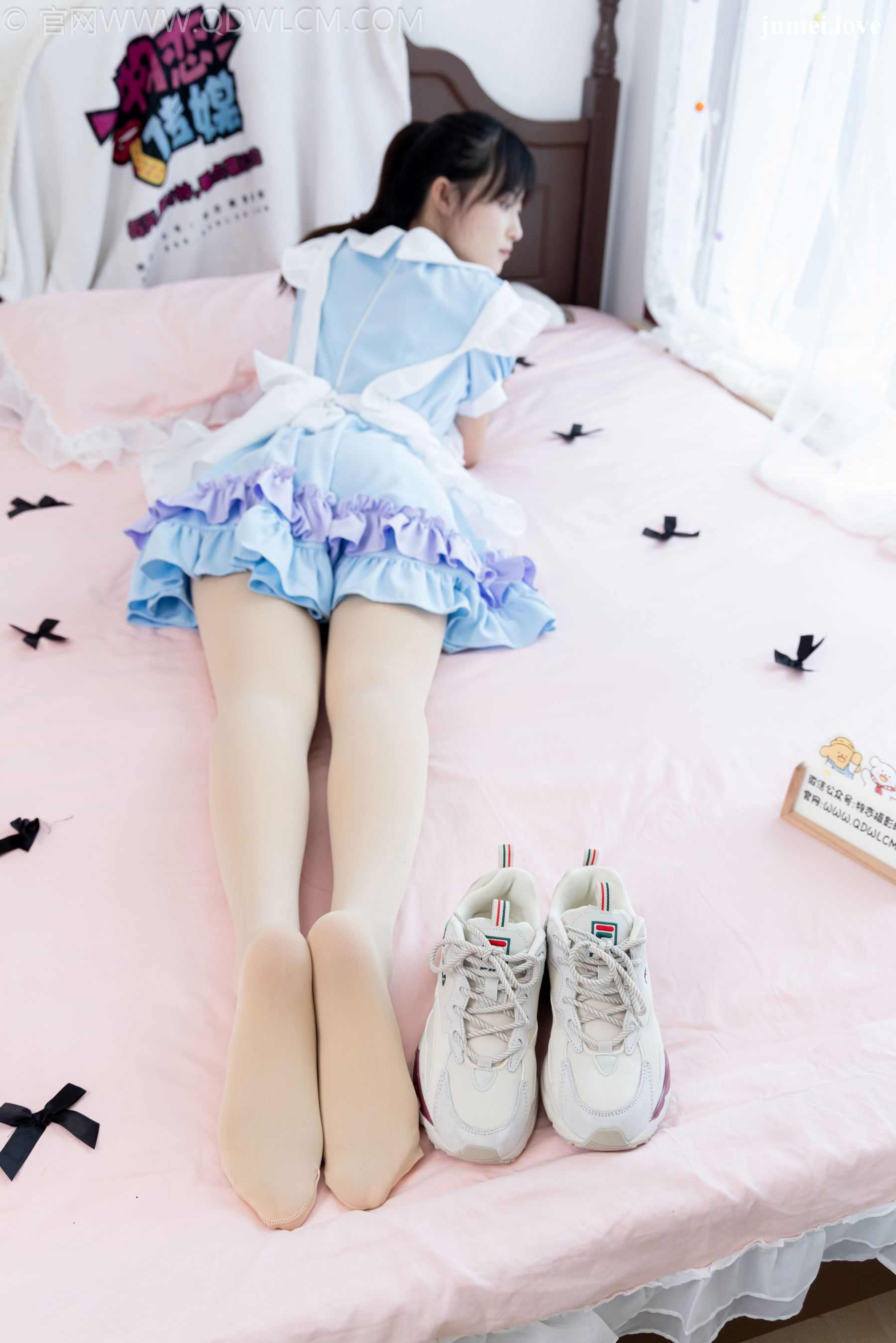 物恋传媒 No.2704 山奈 - 女仆装、运动鞋、厚肉丝 第22张