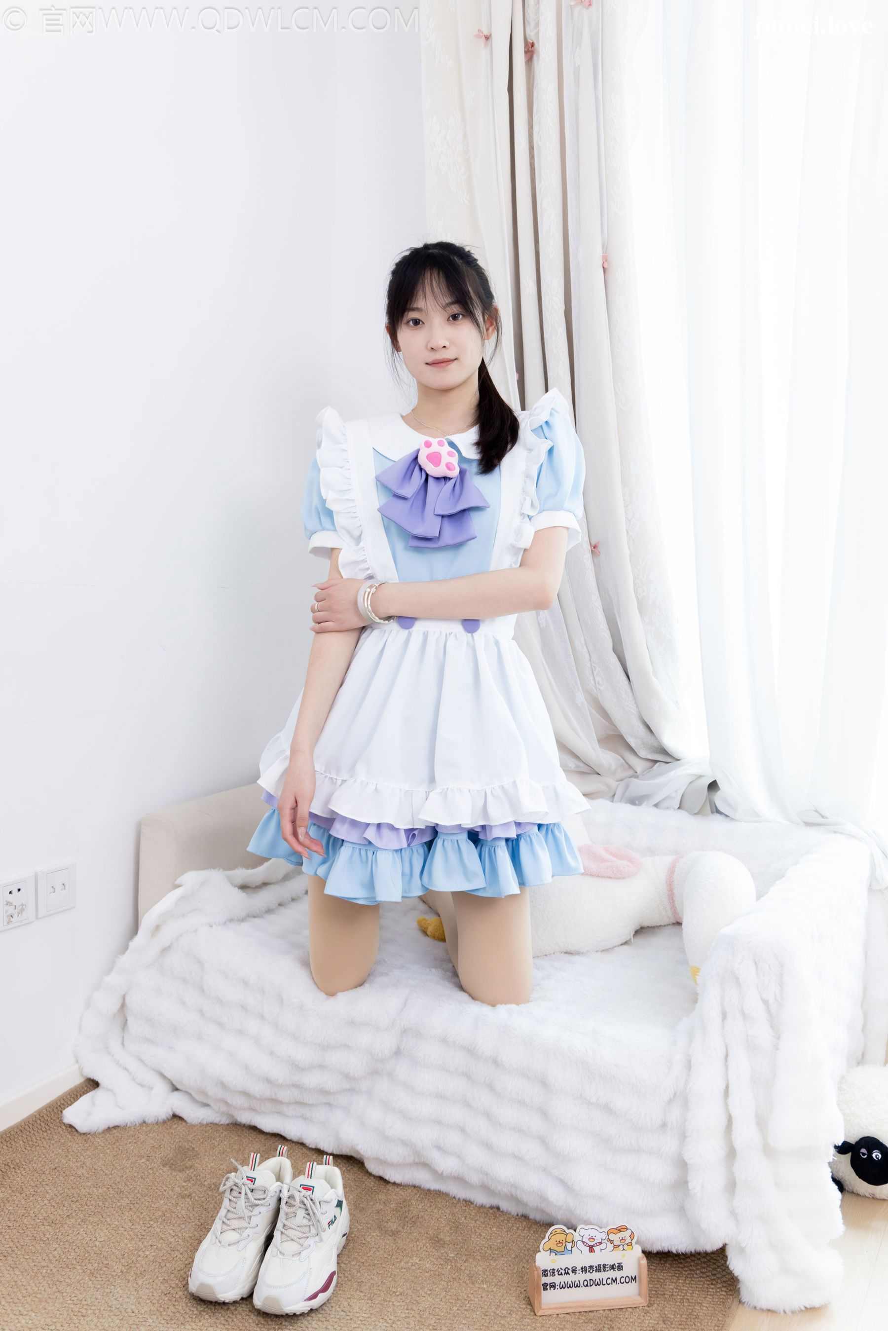 物恋传媒 No.2704 山奈 - 女仆装、运动鞋、厚肉丝 第4张