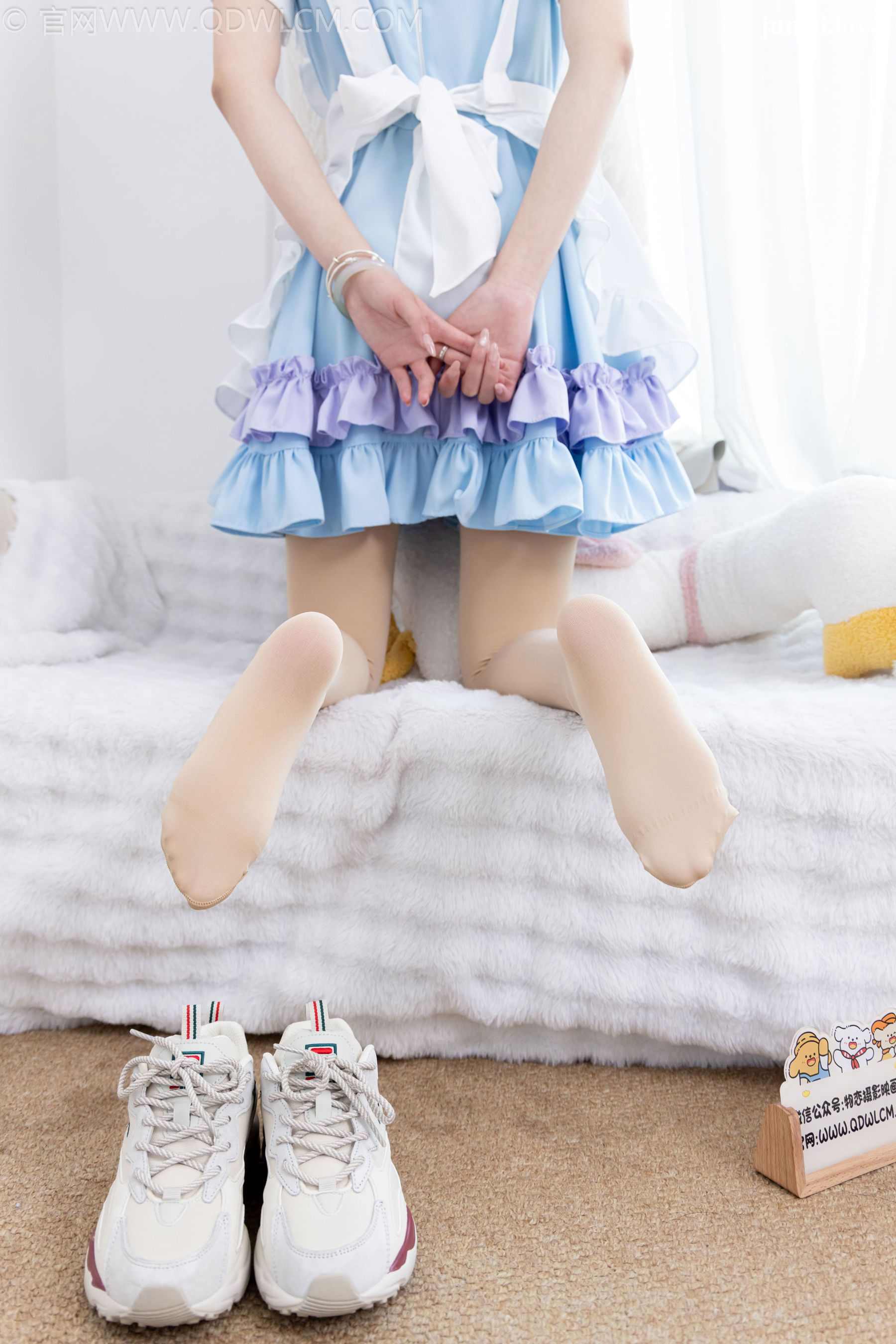 物恋传媒 No.2704 山奈 - 女仆装、运动鞋、厚肉丝 第6张