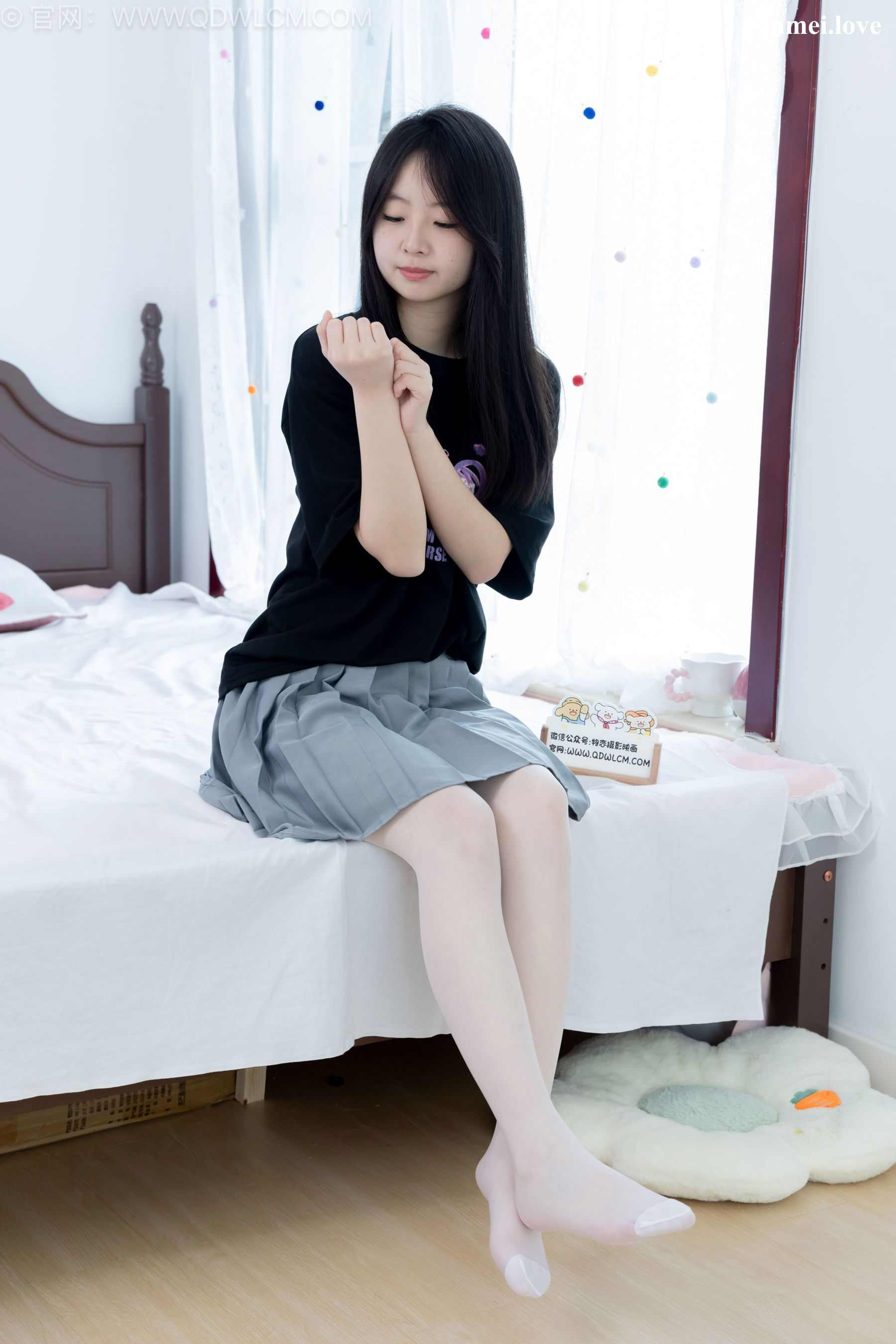 物恋传媒 No.2707 萌萌 - 板鞋、纯白棉袜、薄白丝 第94张