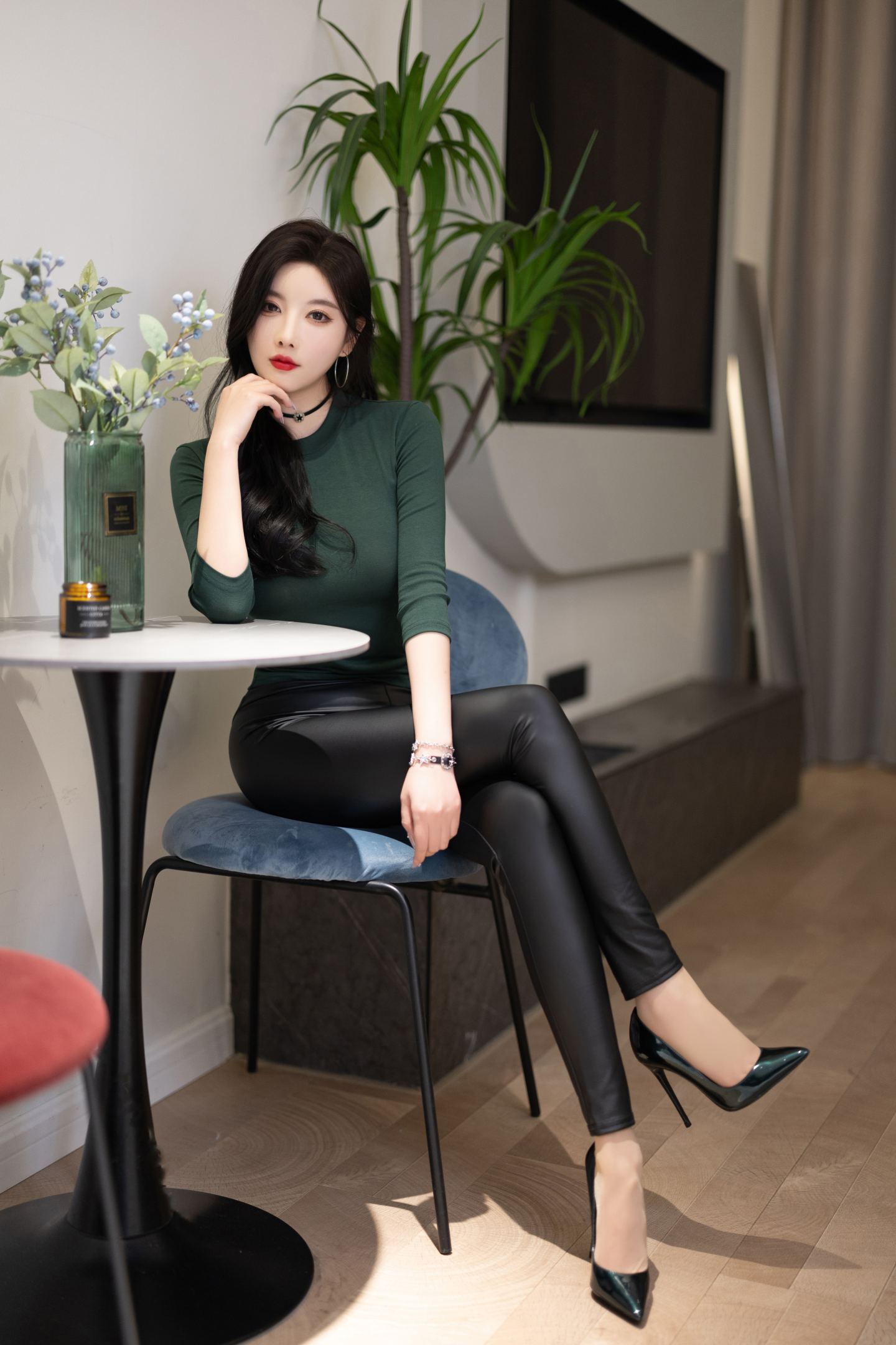 杨晨晨 NO.006 内购无水印 NO.8707 高跟肉丝无内