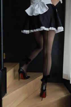 Sia不吃鱼 - 俏皮大奶女仆系列