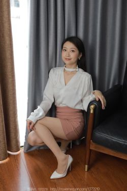 IESS异思趣向 - 模特：小婕 《粉色的温柔》
