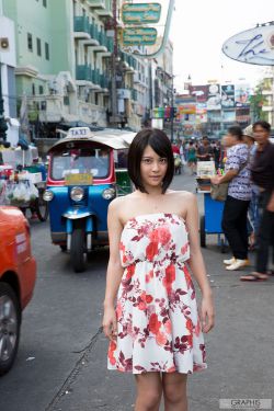 松岡ちな『Gifted』 [Graphis] Gals