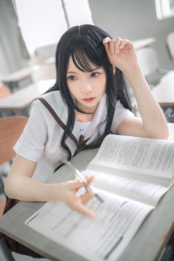 疯猫ss 教室JK学妹的性感