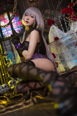 [福利COS] 动漫博主阿包也是兔娘 - 午夜瞌睡魔女