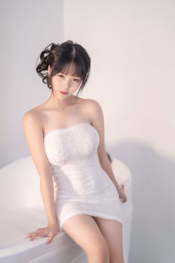 [网红COSER] 抖娘-利世图集 - 浴缸