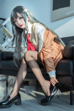 [网红COS] Cosplay日奈娇 - 麻衣校服