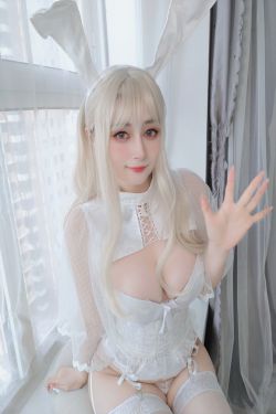 [福利COS] Coser小姐姐白银 - 白丝兔女郎