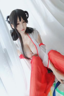 [网红COSER] 动漫博主小仓千代w - 巫女