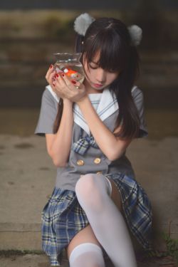 [COS福利] 人气Coser二佐Nisa - JK水手服