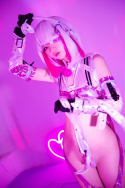 [网红COSER写真] 动漫博主G44不会受伤 - 珀尔诺