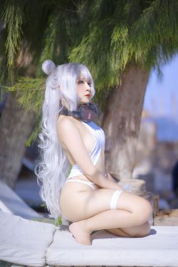 [网红COSER] Sayo Momo - Azur Lane Le Malin bikini