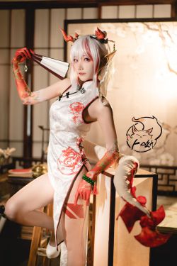 [福利COS] 卜呦Mikon - 年旗袍 乐逍遥