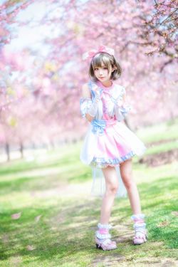 [福利COS] 花柒Hana - 唐可可打歌服