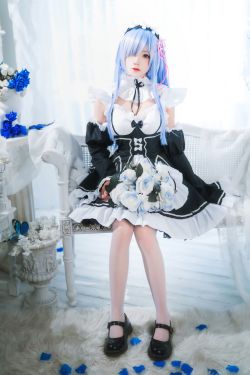 [福利COS] 桜桃喵 - 长发蕾姆