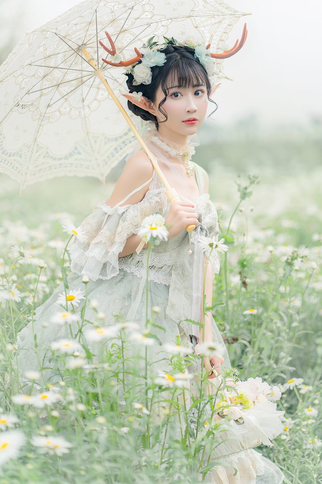 YiTuYu艺图语 Vol.2933 Qi Luo Sheng De Xiao Su Su