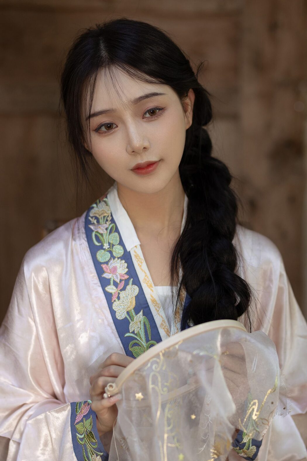 YiTuYu艺图语 Vol.4050 Su Mei Zai Lu Shang