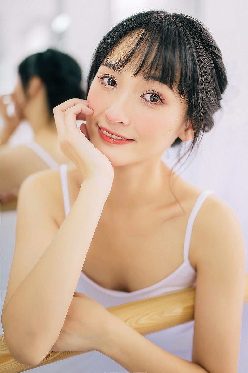 YiTuYu艺图语 Vol.5262 Feng Mu Mu AINY
