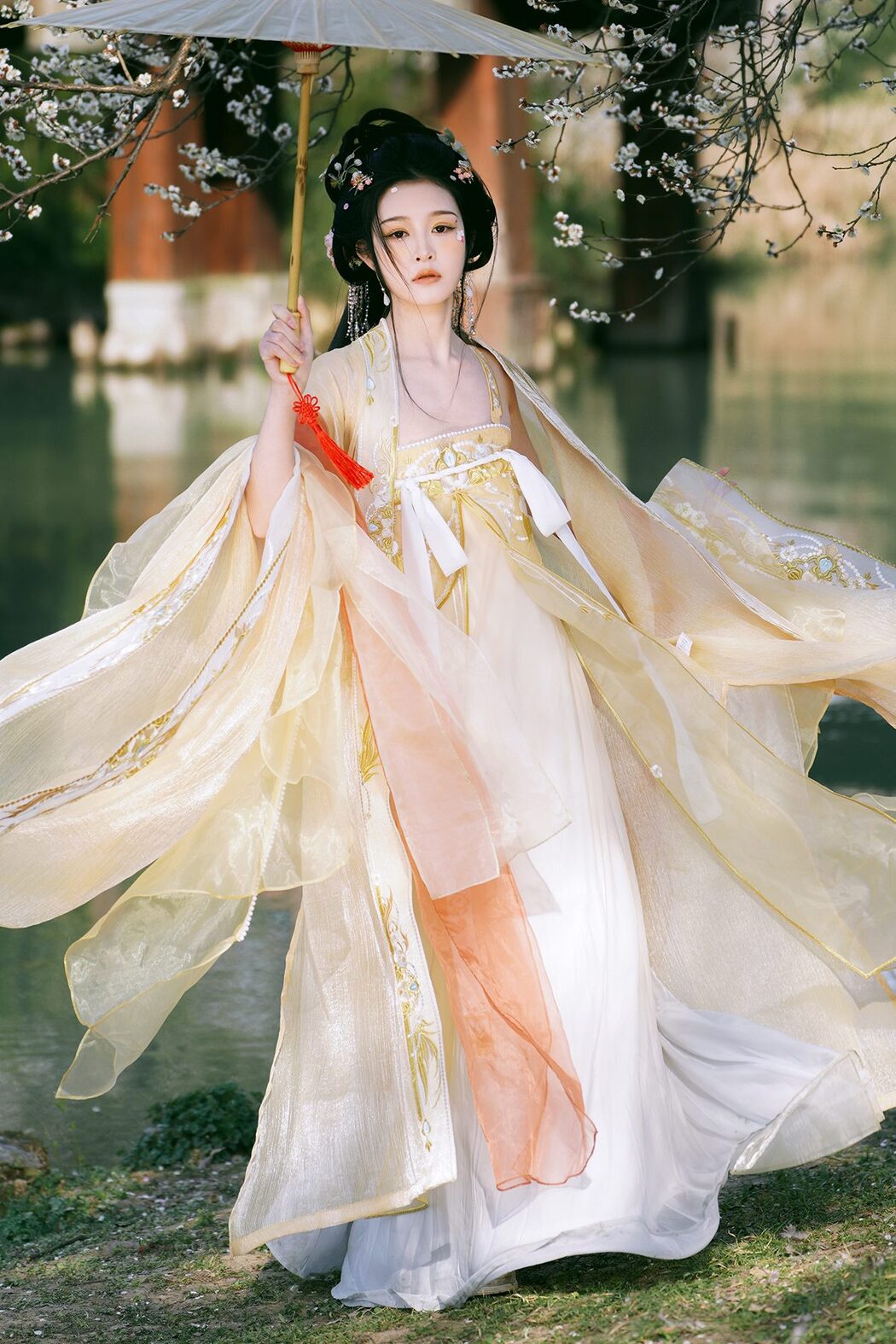 YiTuYu艺图语 Vol.3718 Ai Tan Xian De Xia Shang Zhou