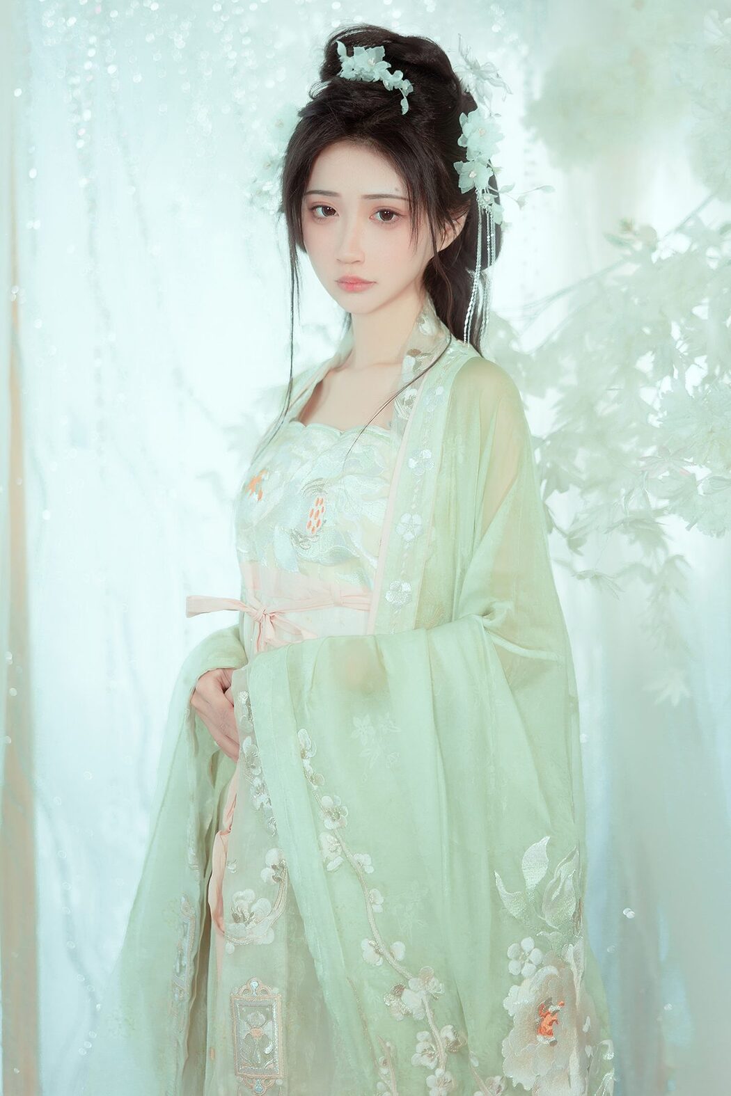 YiTuYu艺图语 Vol.3684 Qi Luo Sheng De Xiao Su Su