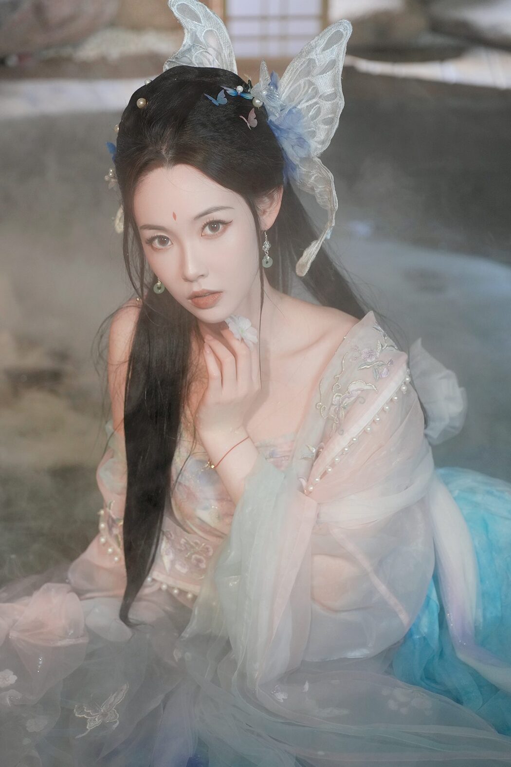 YiTuYu艺图语 Vol.4768 Vi Ge Vivian