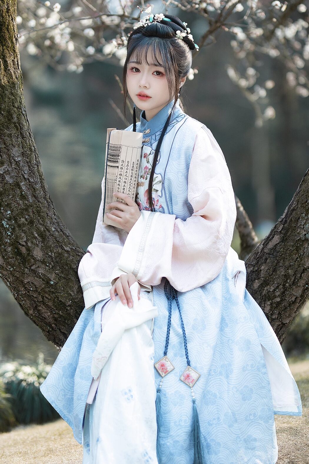 YiTuYu艺图语 Vol.5073 Yun Yun De Hei Yan Quan Er