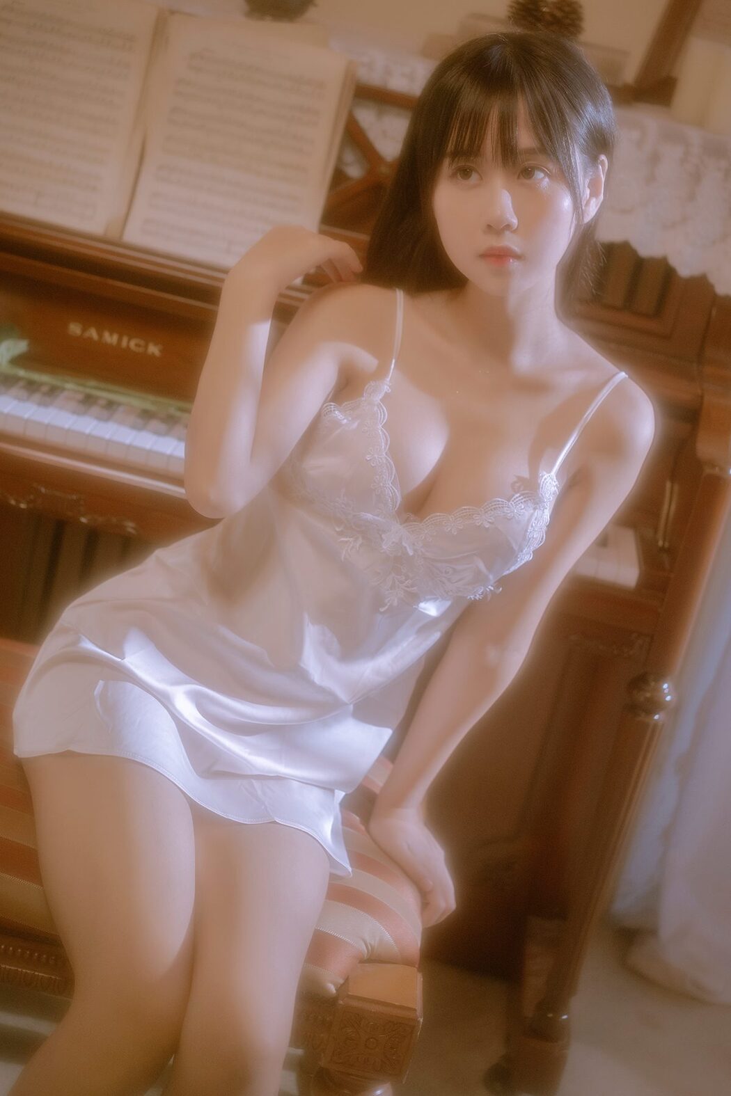 YiTuYu艺图语 Vol.3693 Meng Ya Er