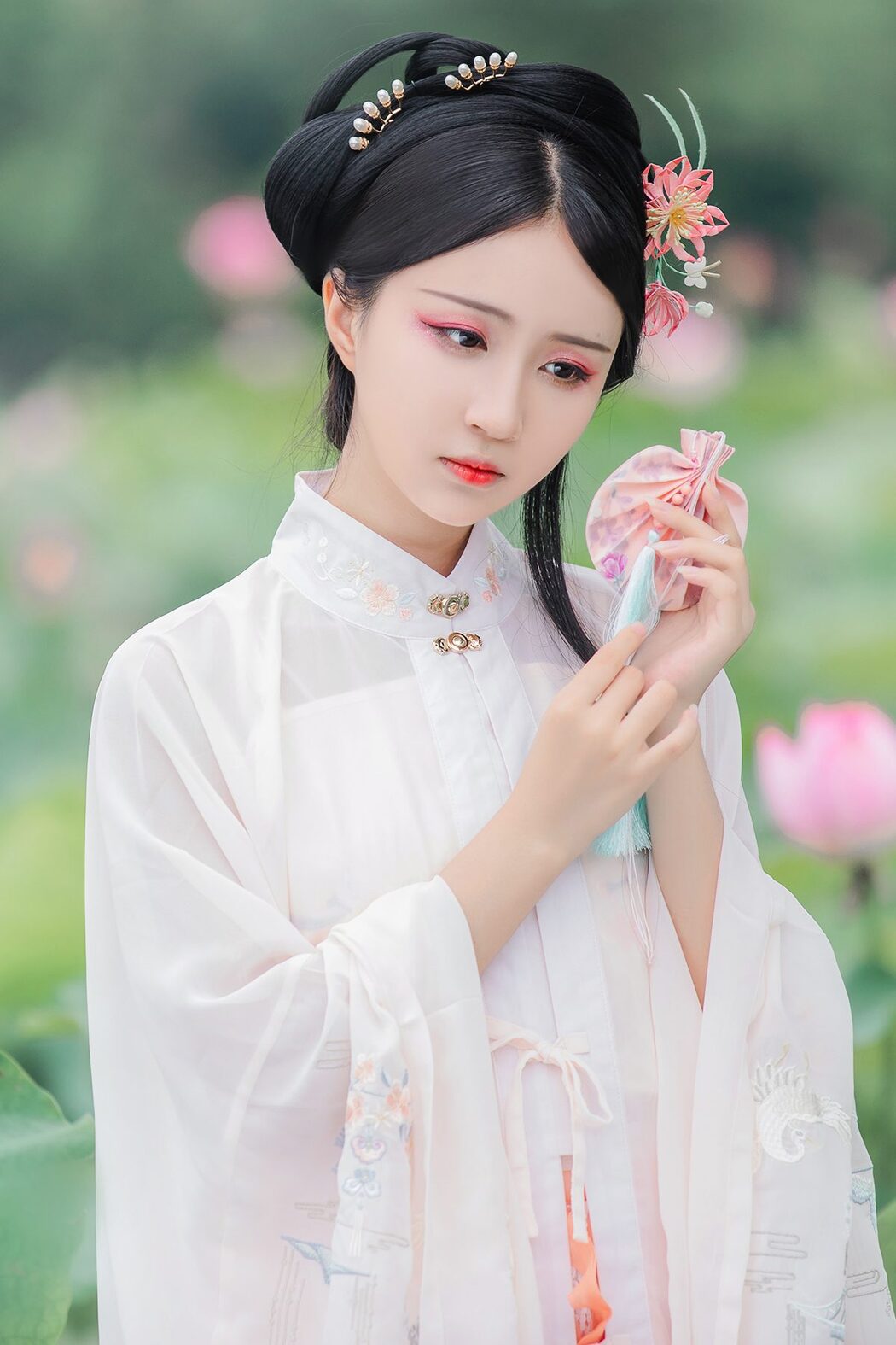 YiTuYu艺图语 Vol.4121 Qi Luo Sheng De Xiao Su Su