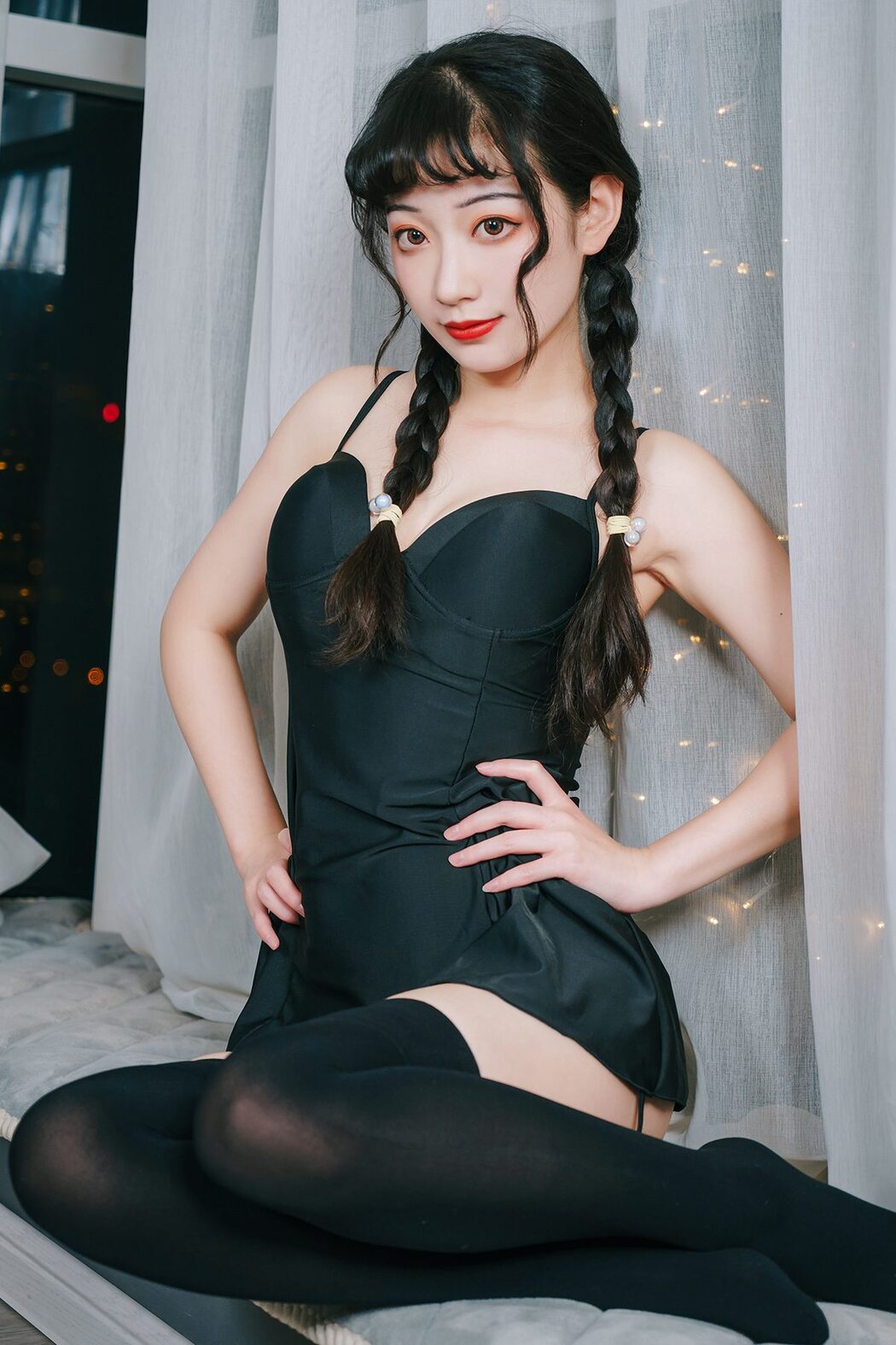 YiTuYu艺图语 Vol.4933 Tao Mo Gong Zi X