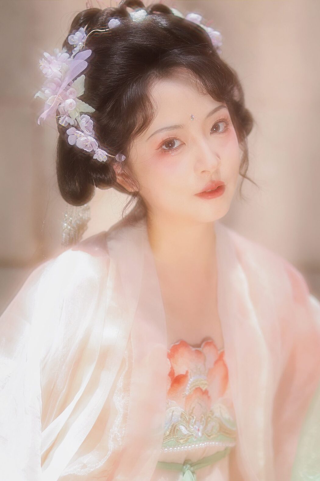 YiTuYu艺图语 Vol.5364 Bian Jing Mu Yang Mao
