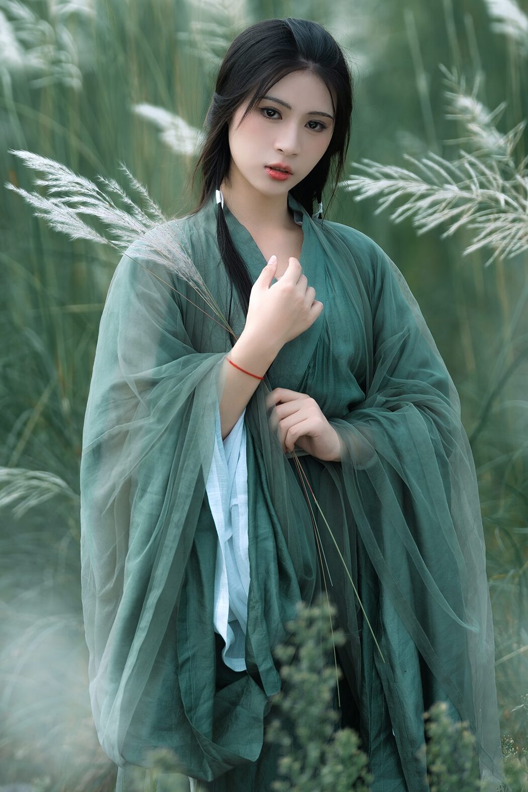 YiTuYu艺图语 Vol.5462 Nu Li Ban Zhuan De Shuang He