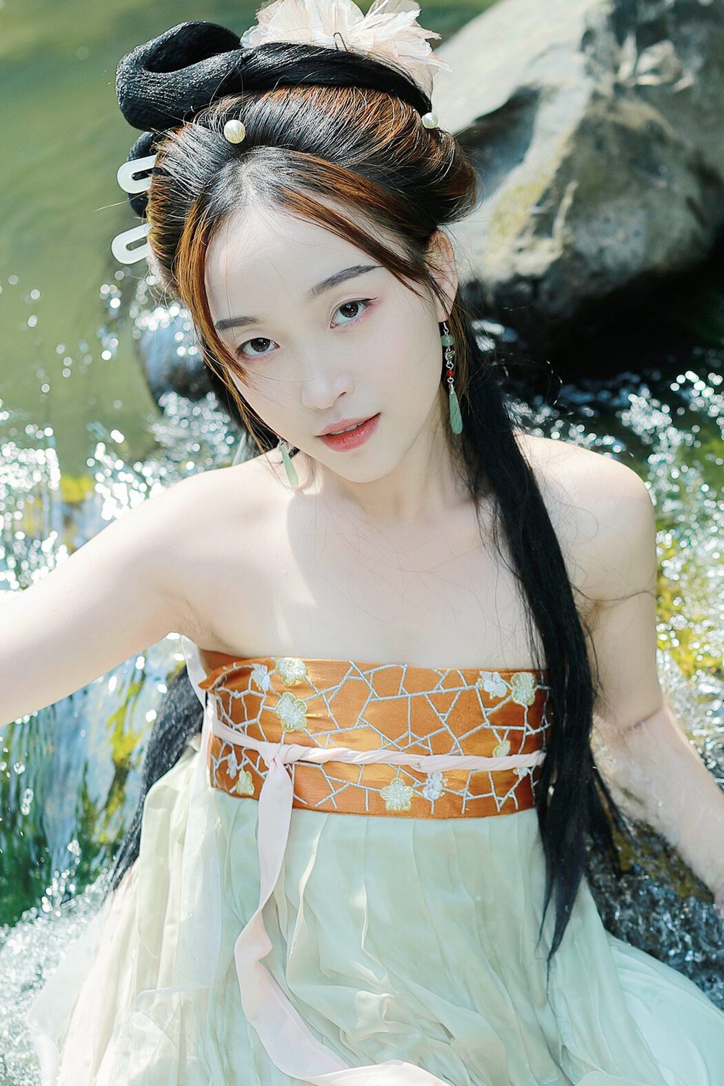 YiTuYu艺图语 Vol.5233 Yu Yan