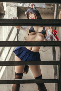 yuuhui玉汇 - 天台猫猫 黑犬机器人女友