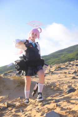 动漫博主G44不会受伤 - 临战星野