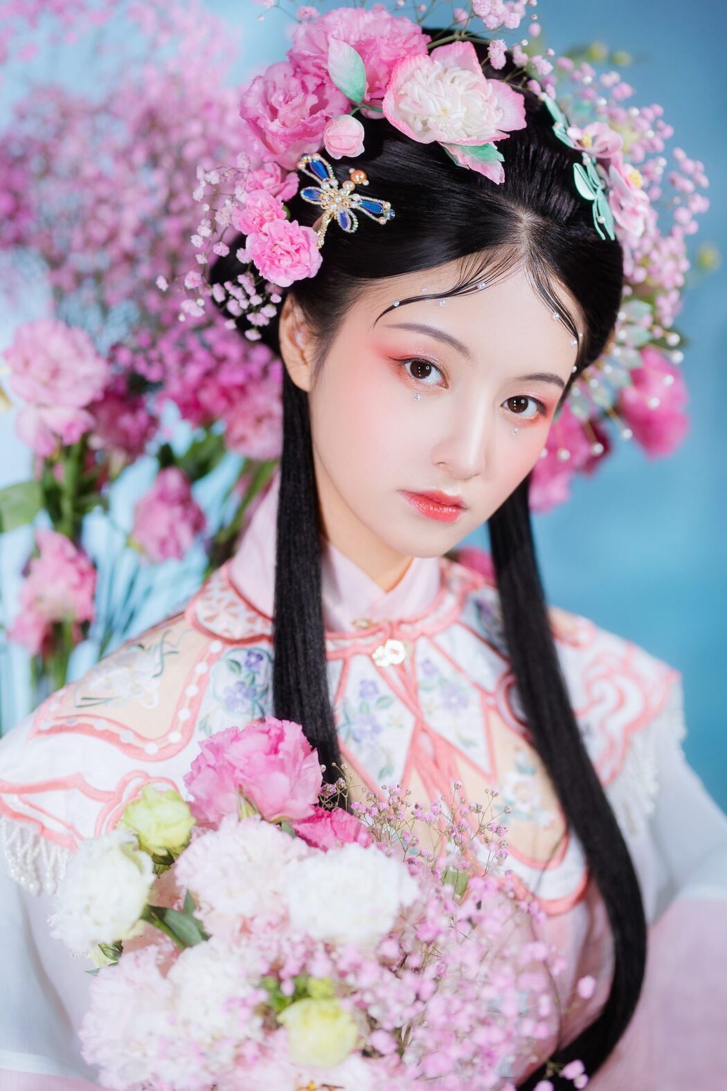 YiTuYu艺图语 Vol.4153 Pei Pei