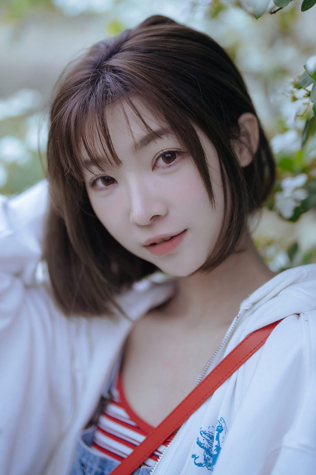 YiTuYu艺图语 Vol.4243 Qi Qi