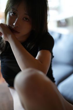 いくみ – (193iKkyu3) [Fantia] [2024.07.30] Would You Like a Cool Older Sister？？？