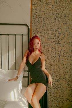 SOYOUNG - In The Hotel